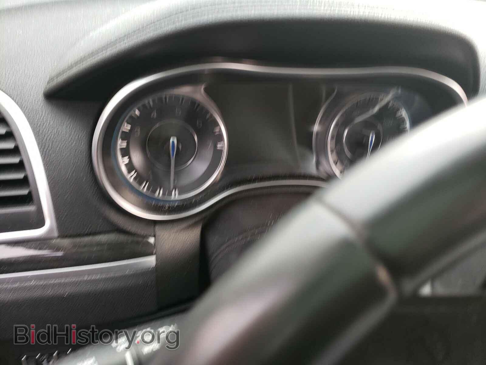 2016 CHRYSLER 300 - VIN: 2C3CCARG8GH165802 - Фото 8