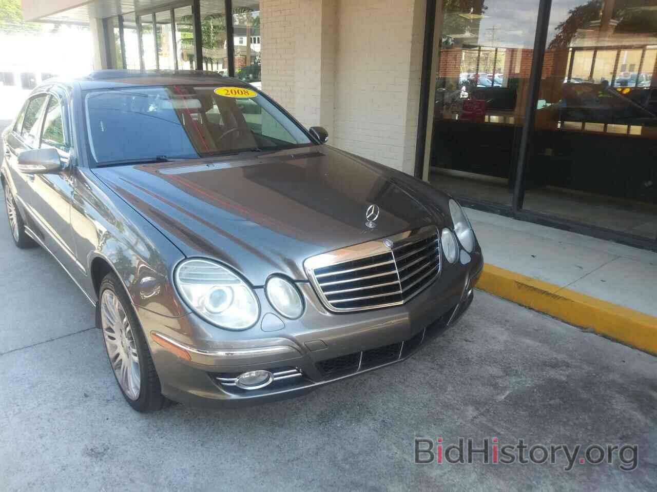 Photo WDBUF56X58B210206 - MERCEDES-BENZ E-CLASS 2008