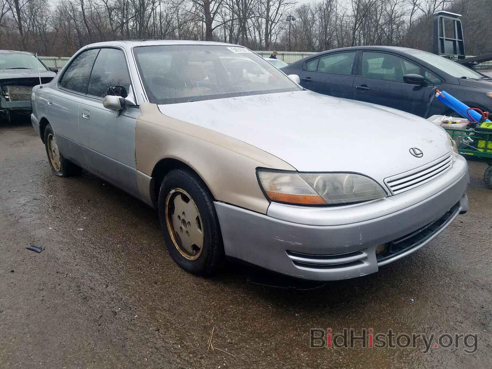 Photo JT8BF12G1T0166554 - LEXUS ES300 1996