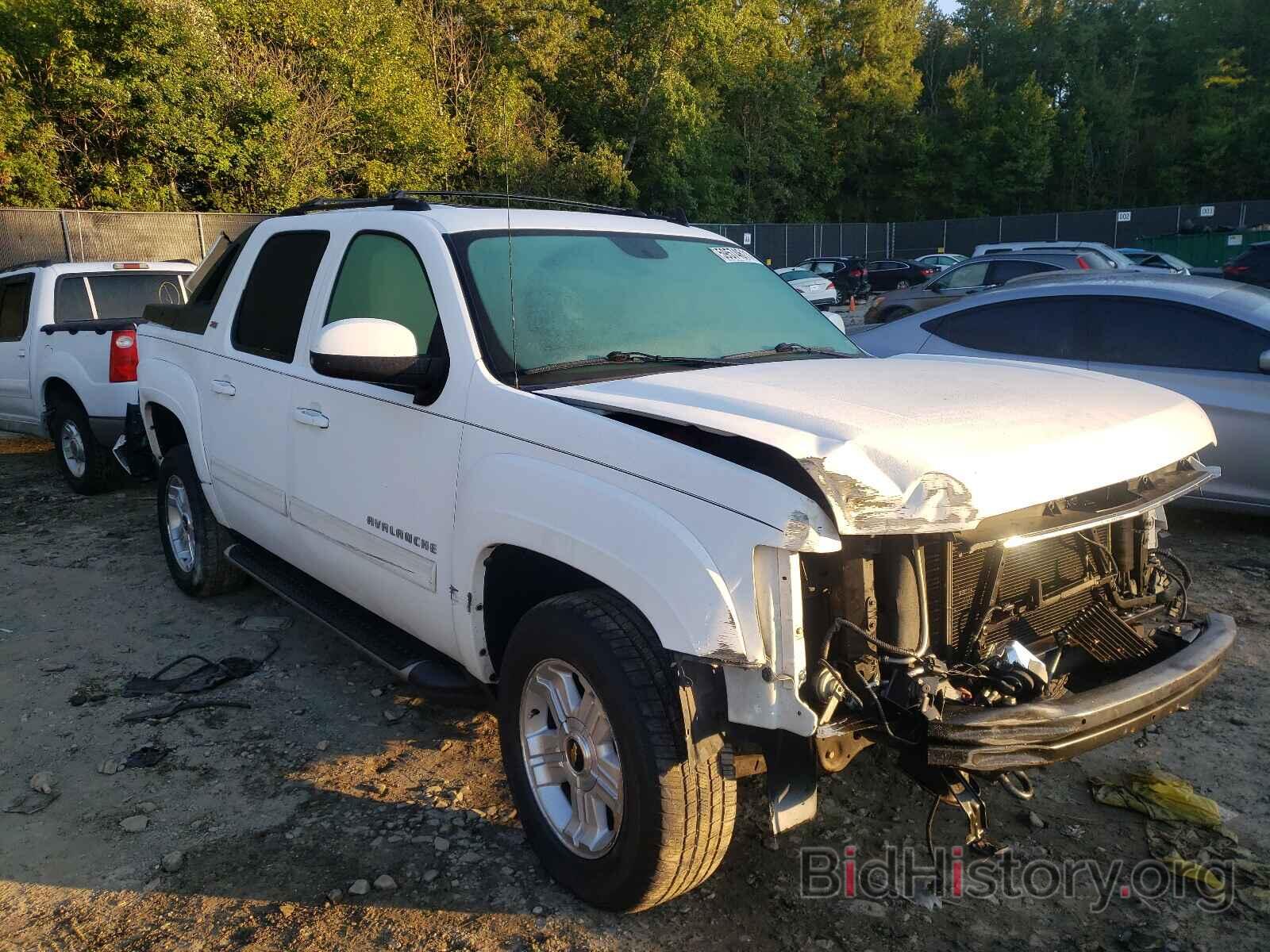 Фотография 3GNVKFE03AG266323 - CHEVROLET AVALANCHE 2010