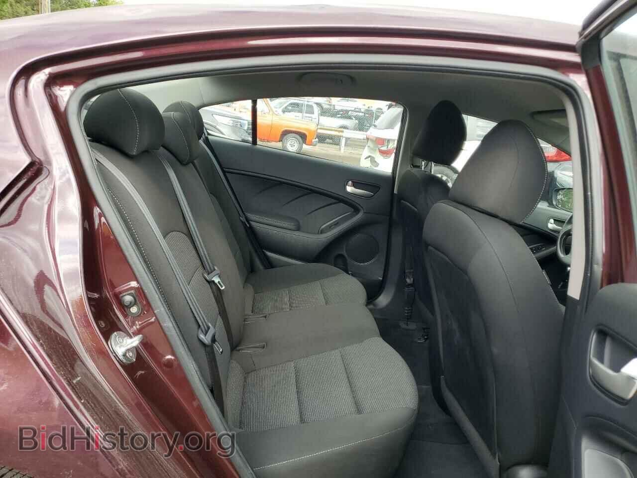 2018 KIA FORTE - VIN: 3KPFK4A72JE251098 - Фото 10