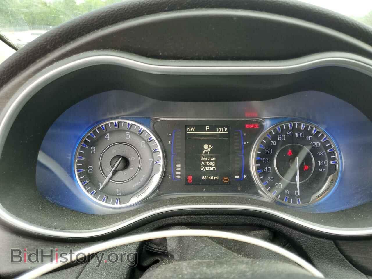 2016 CHRYSLER 200 - VIN: 1C3CCCAB0GN115270 - Фото 9