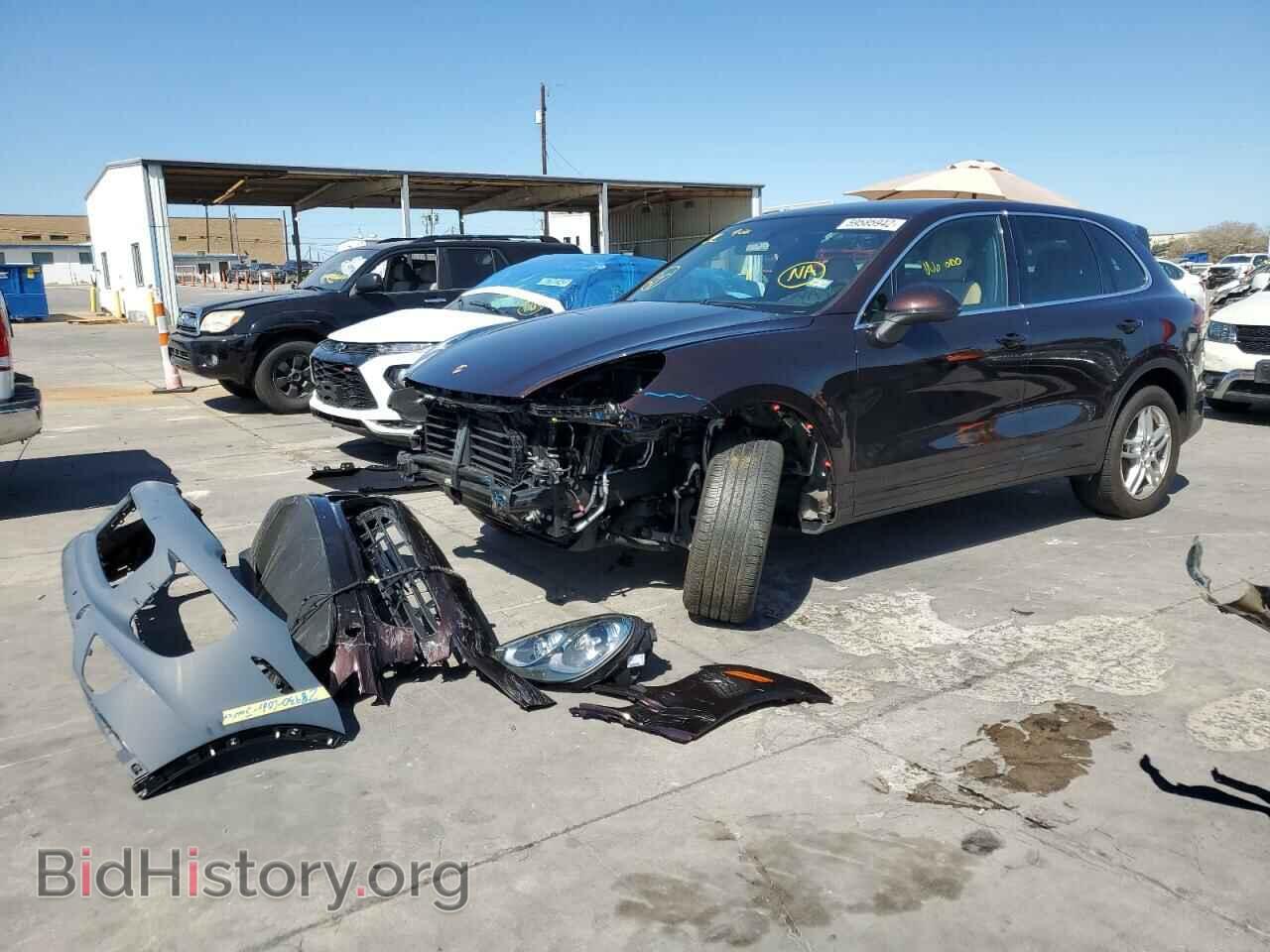 2017 PORSCHE CAYENNE - VIN: WP1AA2A23HKA90563 - Фото 2