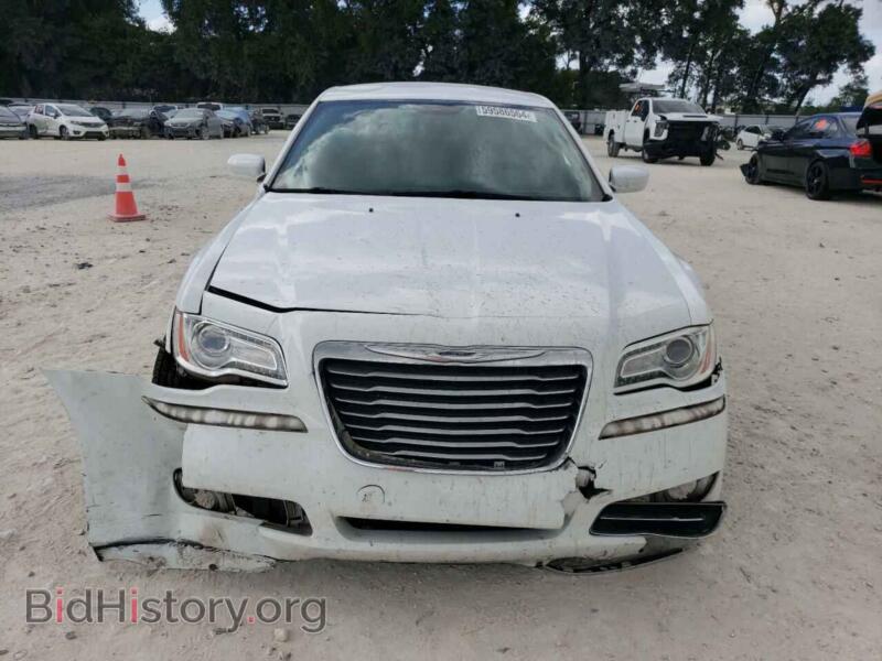2014 Chrysler 300 (VIN 2C3CCAAG7EH127552) — фото 5 из 13