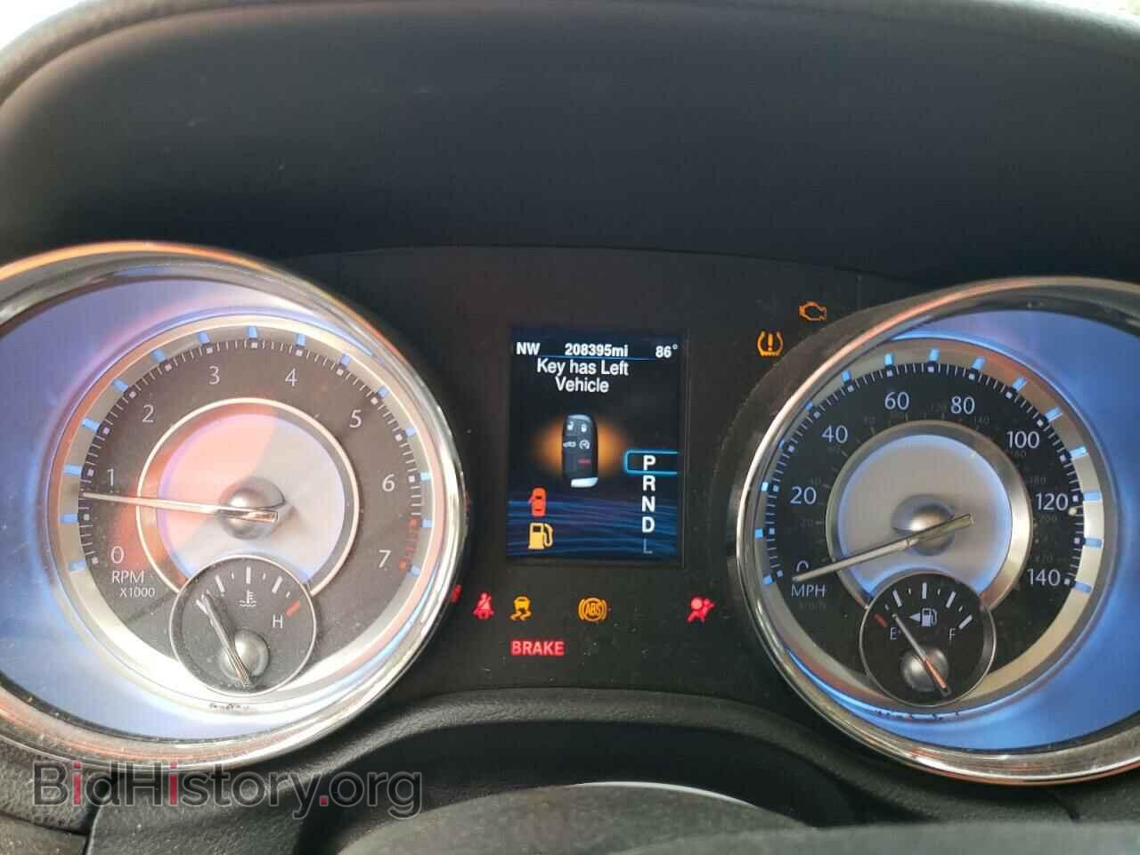 2014 CHRYSLER 300 - VIN: 2C3CCAAG7EH127552 - Фото 9