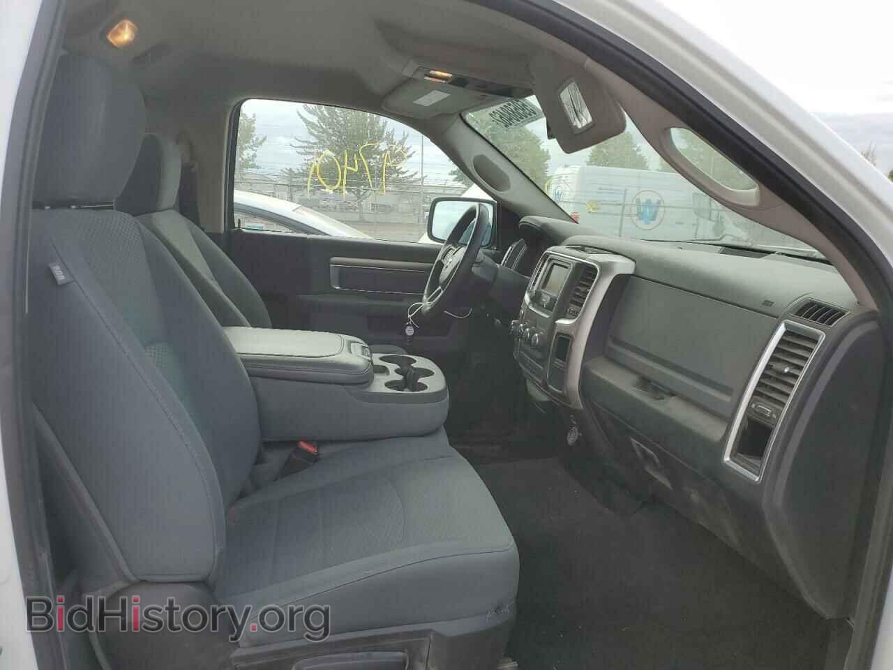 2014 RAM 1500 - VIN: 3C6JR7ET7EG189049 - Фото 5