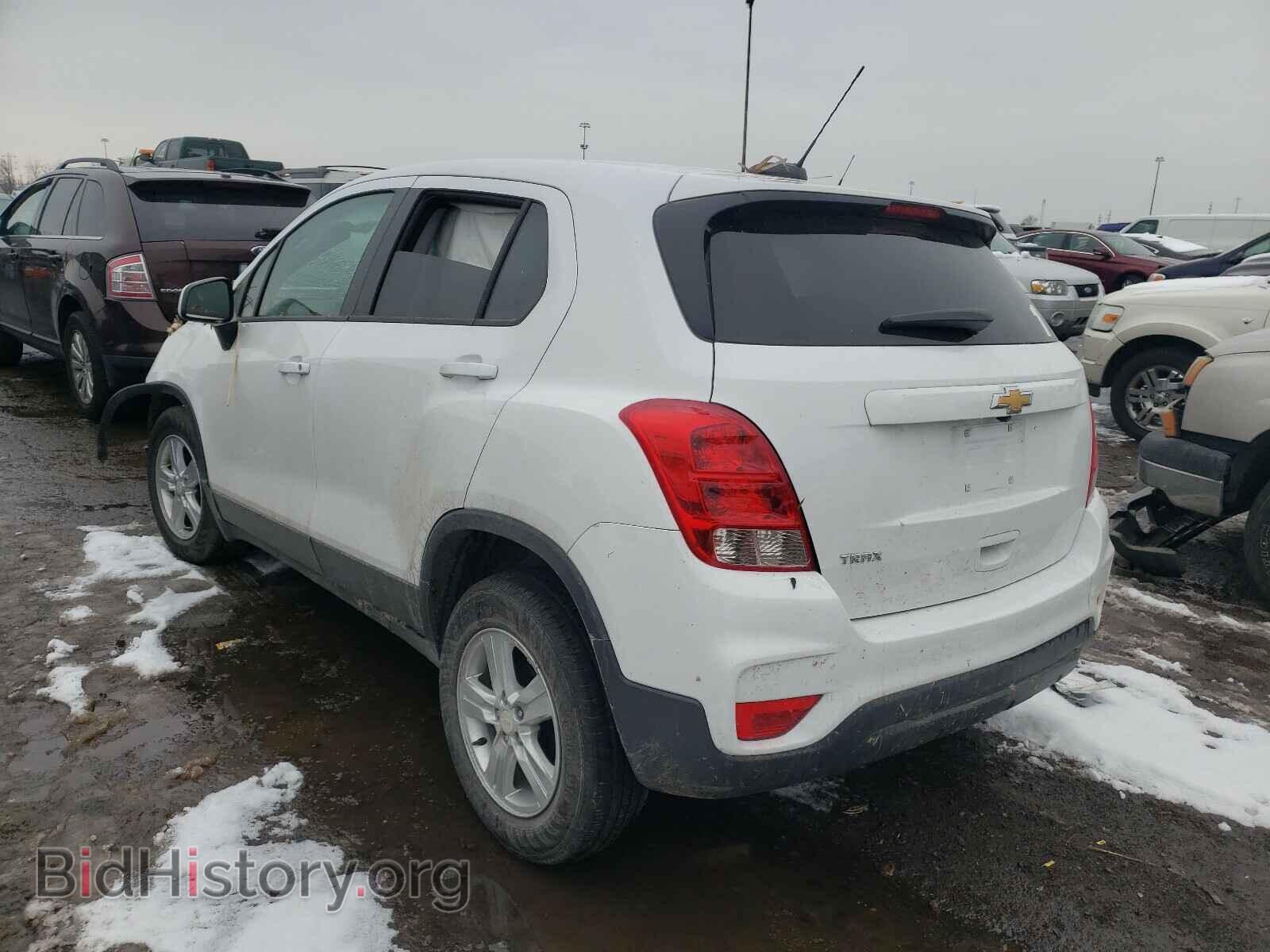 2019 CHEVROLET TRAX - VIN: 3GNCJKSB3KL323217 - Photo 3