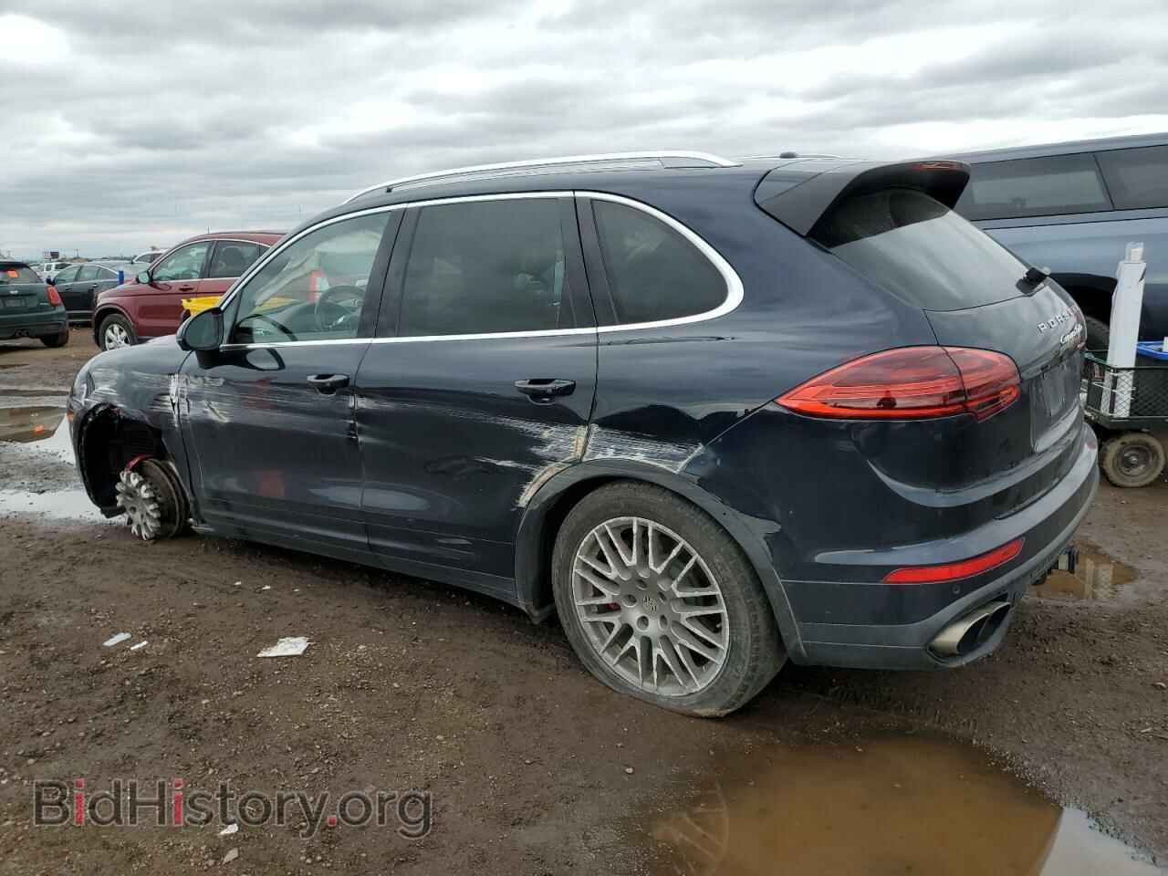 2017 PORSCHE CAYENNE - VIN: WP1AC2A28HLA92491 - Фото 2