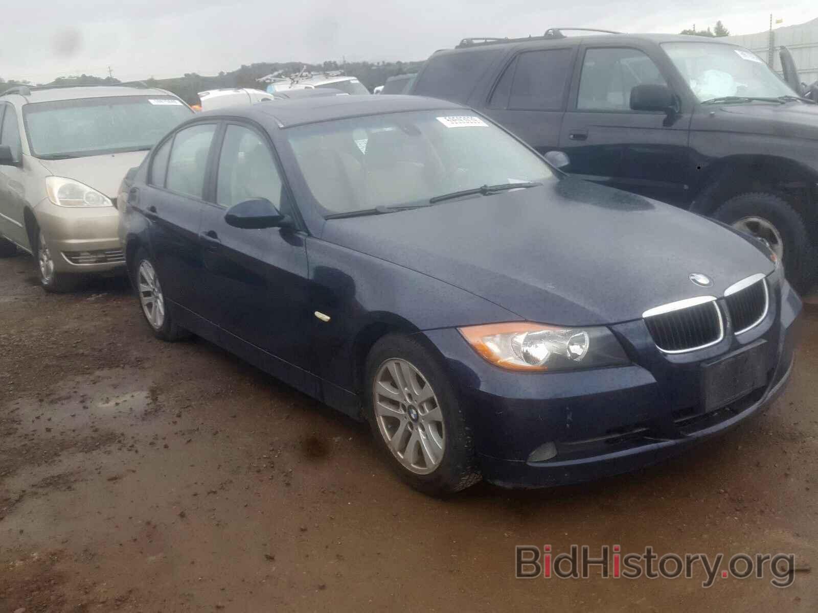 Photo WBAVB13526KX34095 - BMW 325 I 2006