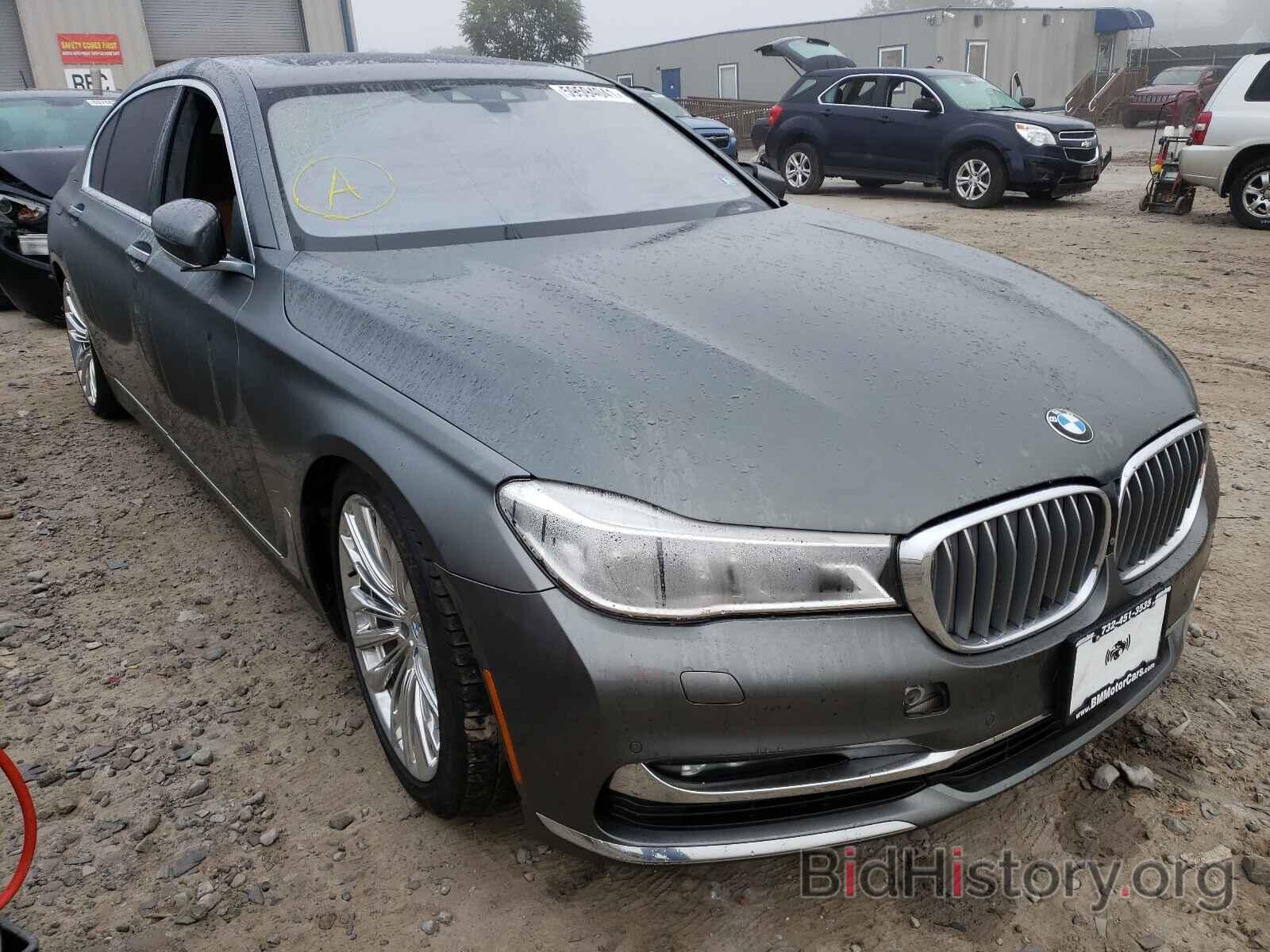 Фотография WBA7F2C5XGG415325 - BMW 7 SERIES 2016