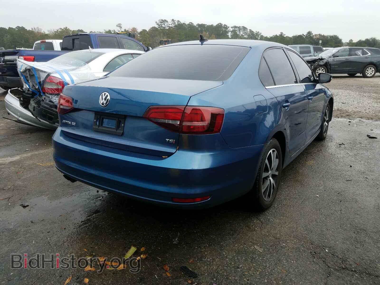 2017 VOLKSWAGEN JETTA - VIN: 3VWDB7AJ3HM403567 - Фото 4