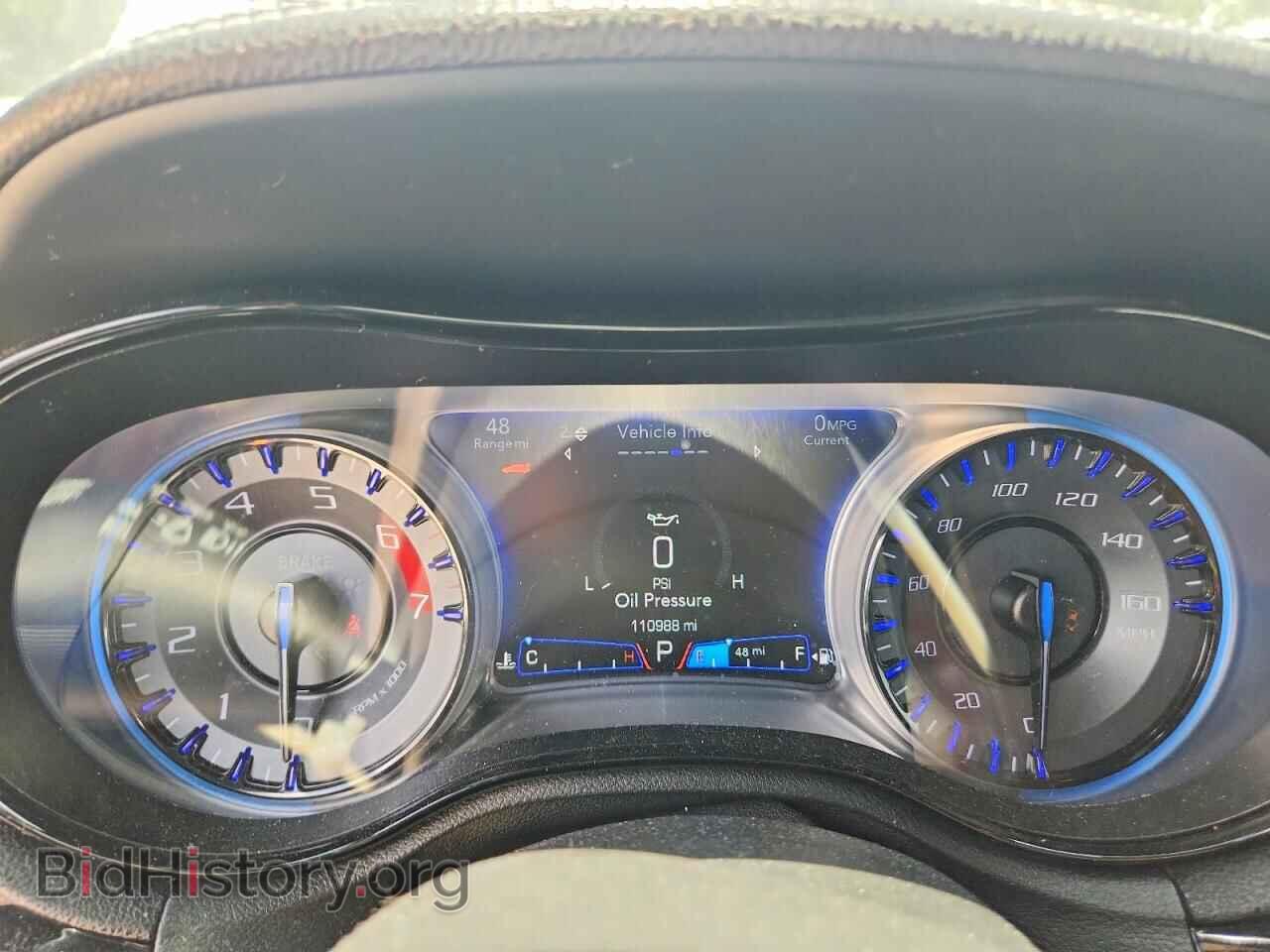 2017 CHRYSLER 300 - VIN: 2C3CCABT2HH650185 - Фото 9