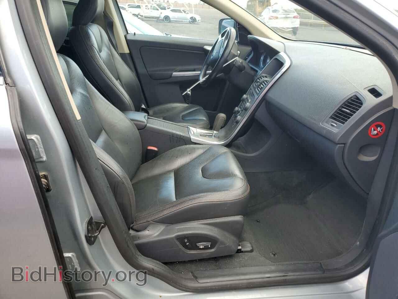 2012 VOLVO XC60 - VIN: YV4940DZ2C2344357 - Фото 5