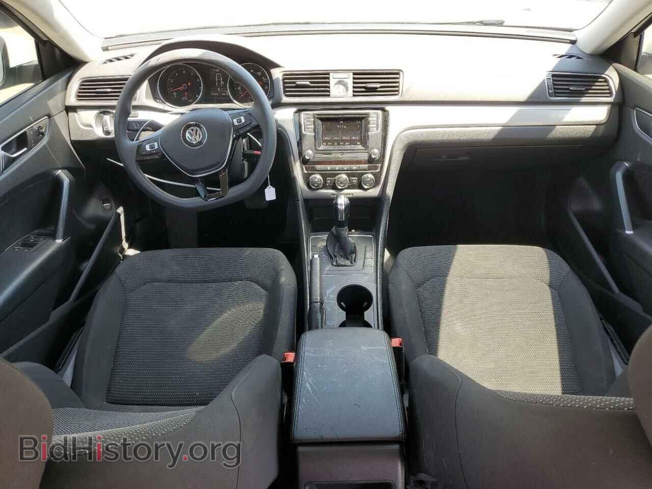 2017 VOLKSWAGEN PASSAT - VIN: 1VWAT7A39HC054949 - Фото 8