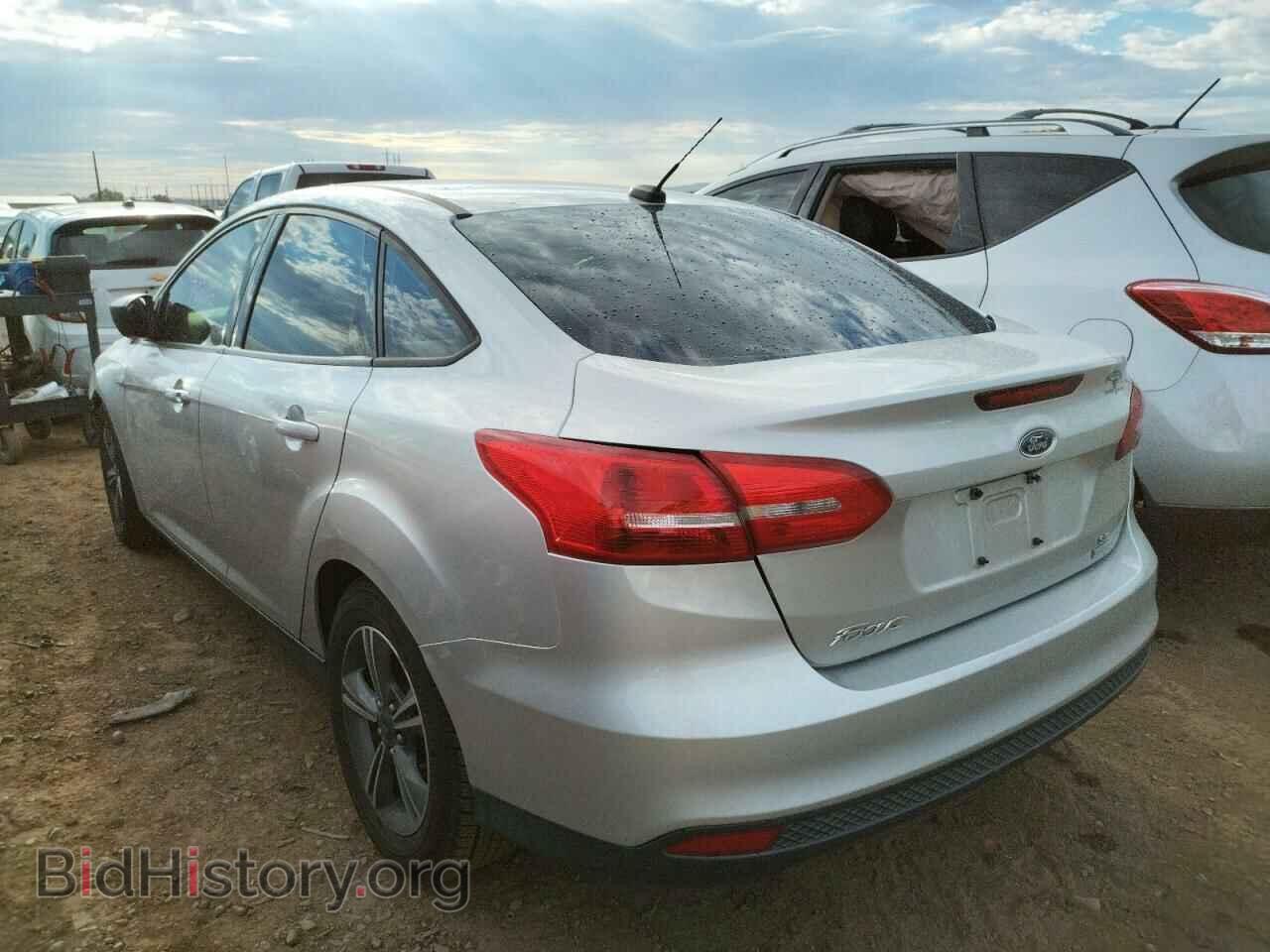 2018 FORD FOCUS - VIN: 1FADP3FE7JL322822 - Фото 3