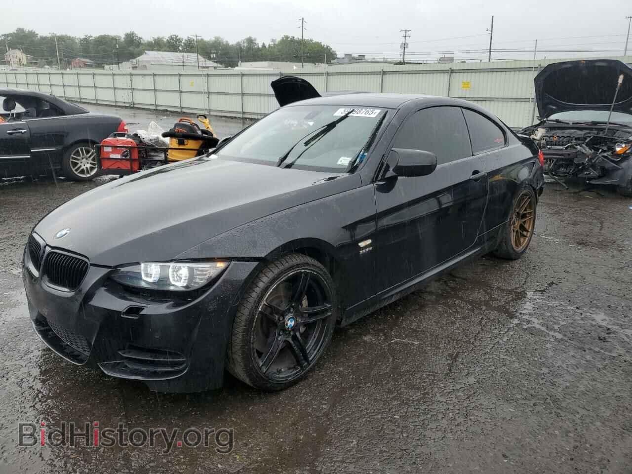 Фотография WBAKG1C59BE618082 - BMW 3 SERIES 2011