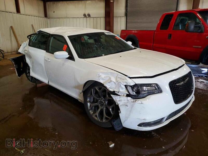 2016 Chrysler 300 (VIN 2C3CCABG2GH294922) — фото 4 из 13