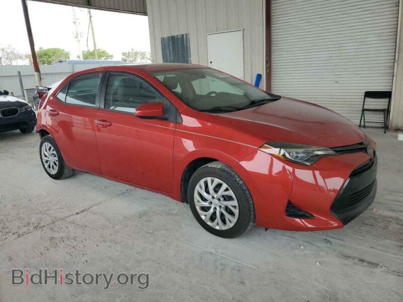 2018 Toyota COROLLA (VIN 5YFBURHE9JP844577) — фото 4 из 12