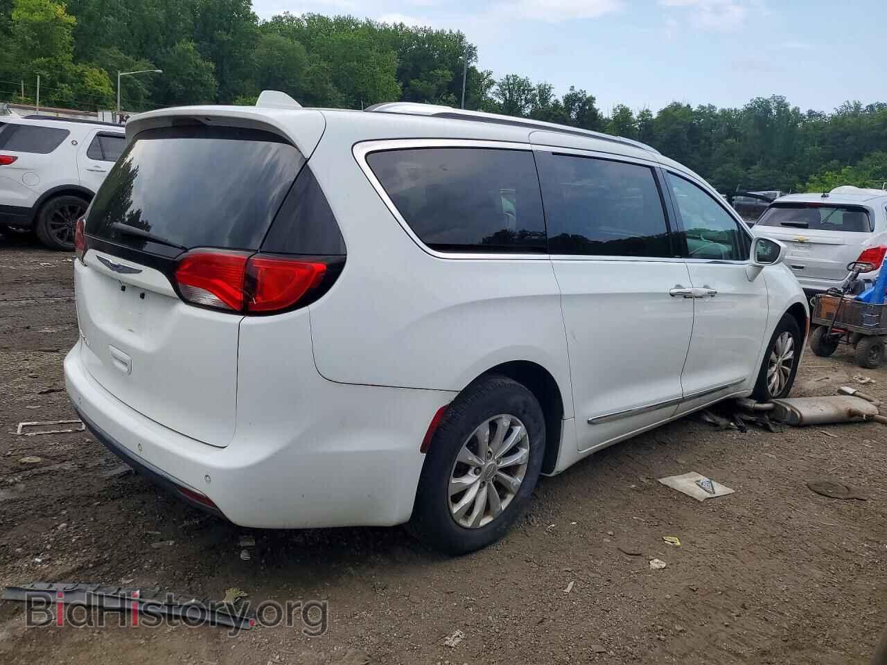2019 CHRYSLER PACIFICA - VIN: 2C4RC1BG2KR597286 - Photo 3