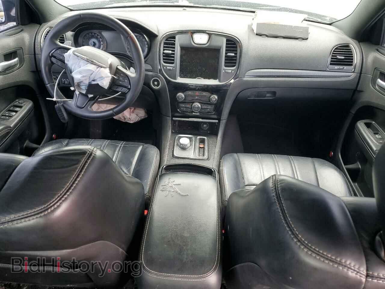 2016 CHRYSLER 300 - VIN: 2C3CCAGG0GH358691 - Фото 8