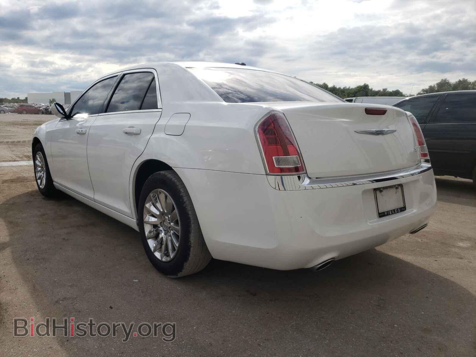 2013 CHRYSLER 300 - VIN: 2C3CCAAG9DH516918 - Фото 3