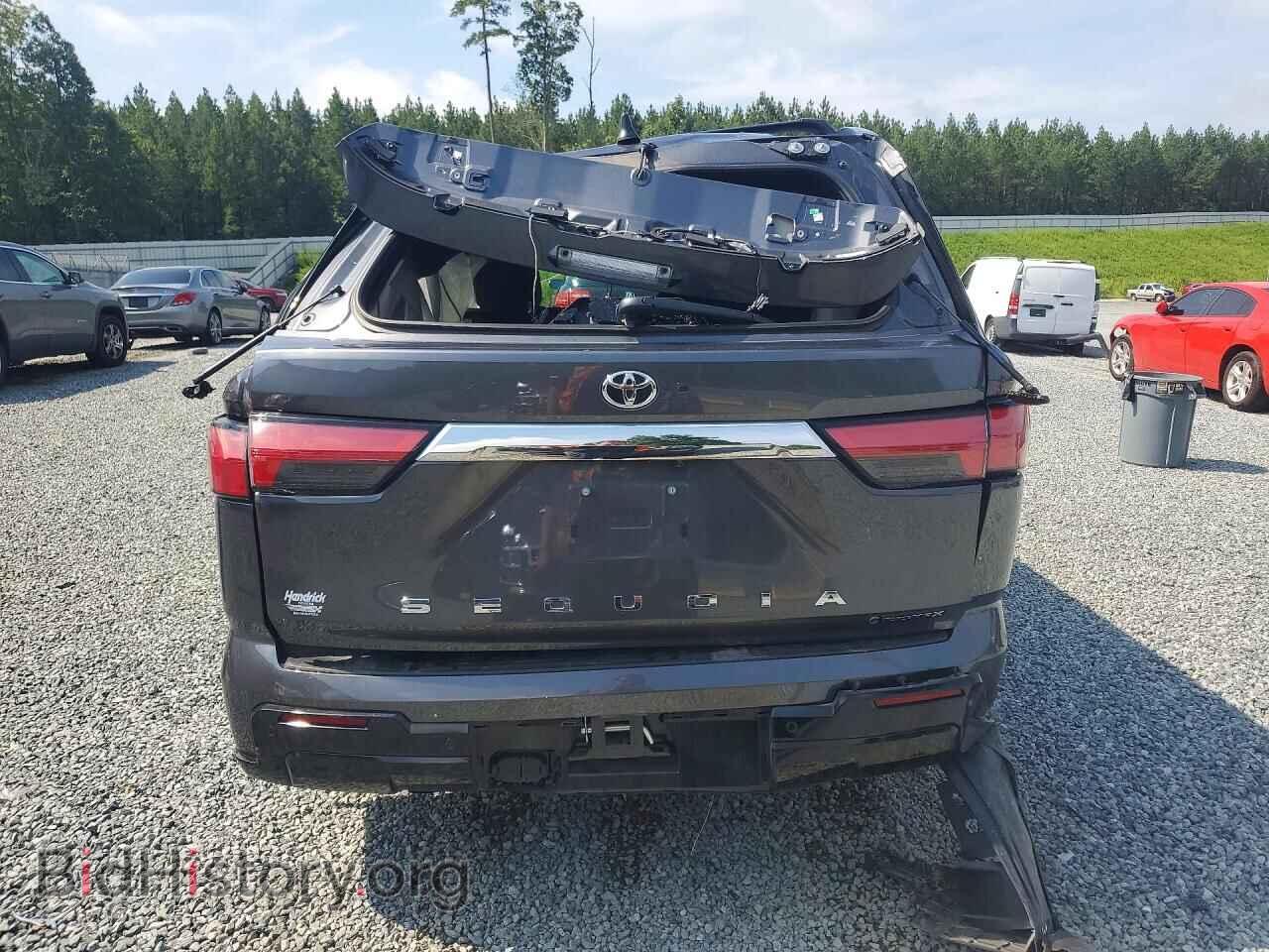 2026 TOYOTA SEQUOIA - VIN: 7SVAAABA4TX080255 - Фото 6