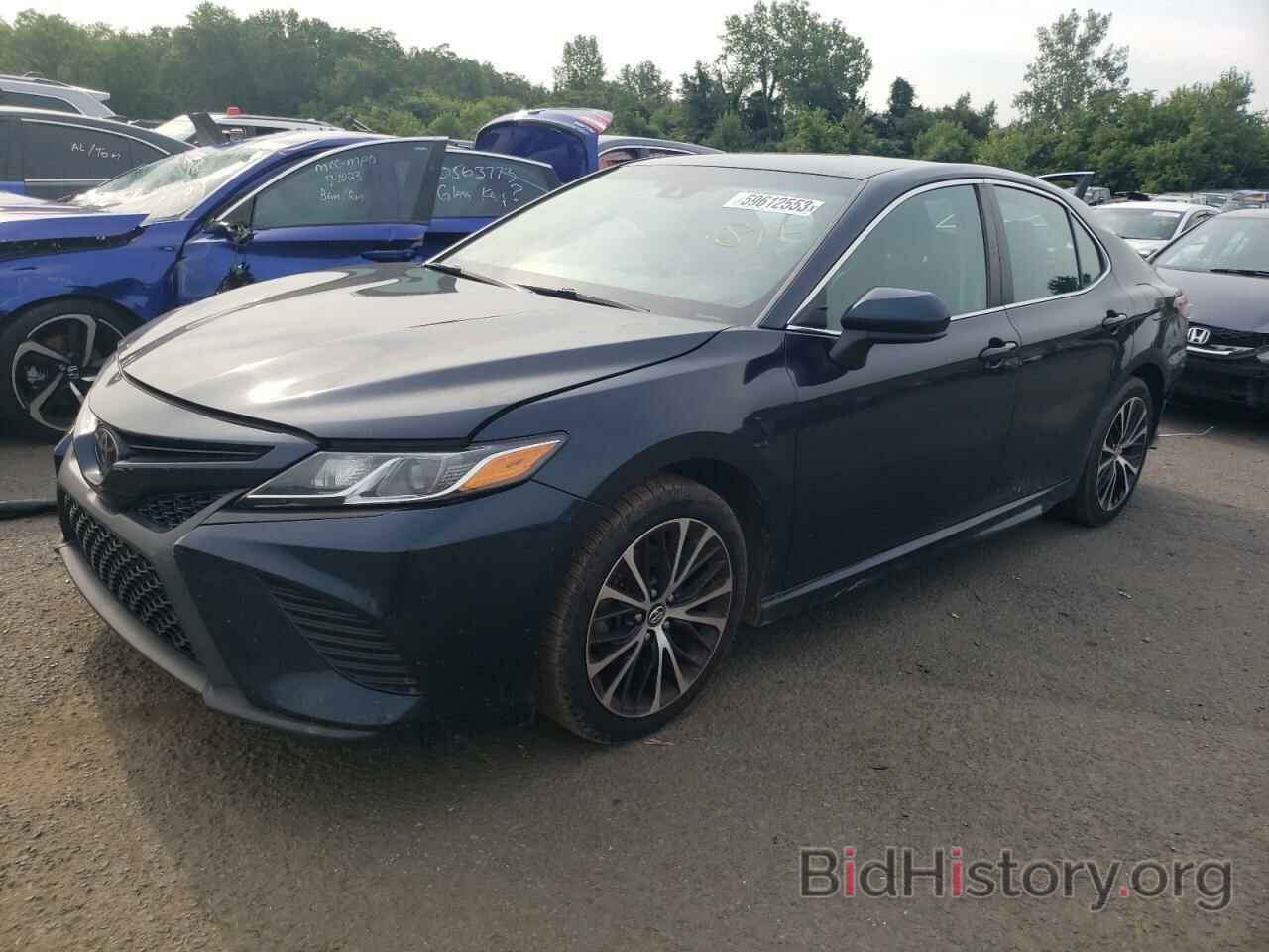 Photo 4T1B11HK7JU591533 - TOYOTA CAMRY 2018