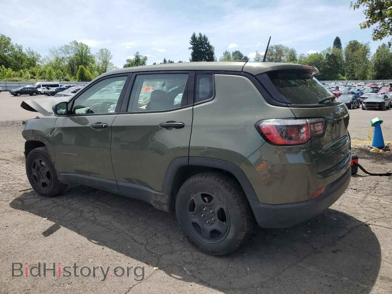 2018 JEEP COMPASS - VIN: 3C4NJCAB5JT211302 - Фото 2