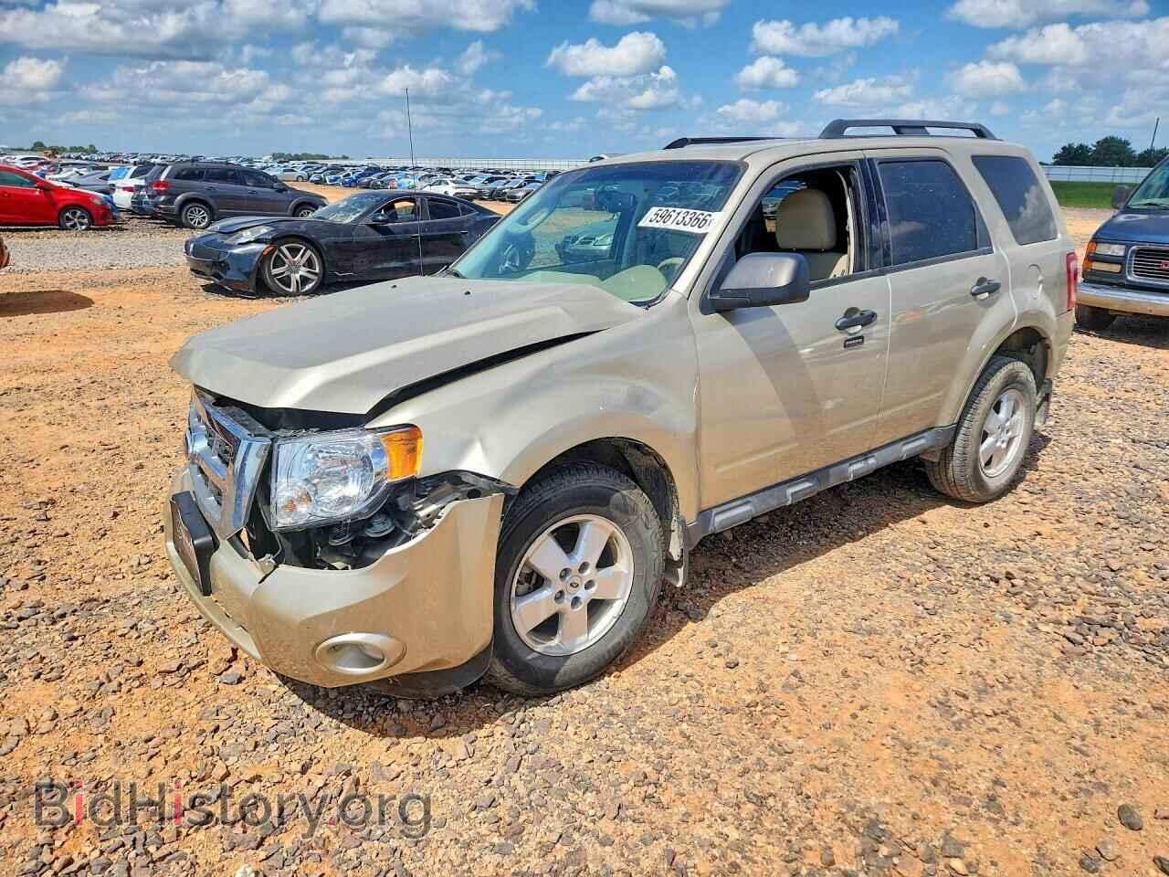 Photo 1FMCU0D71CKB39017 - FORD ESCAPE 2012