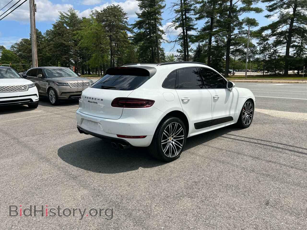 2017 PORSCHE MACAN - VIN: WP1AF2A50HLB60235 - Photo 4