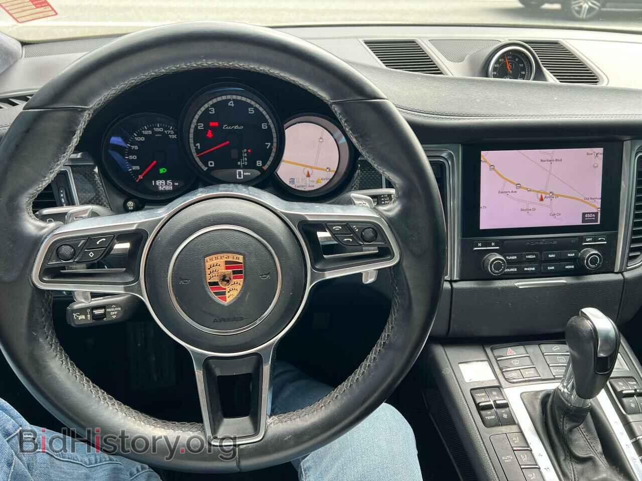 2017 PORSCHE MACAN - VIN: WP1AF2A50HLB60235 - Photo 7