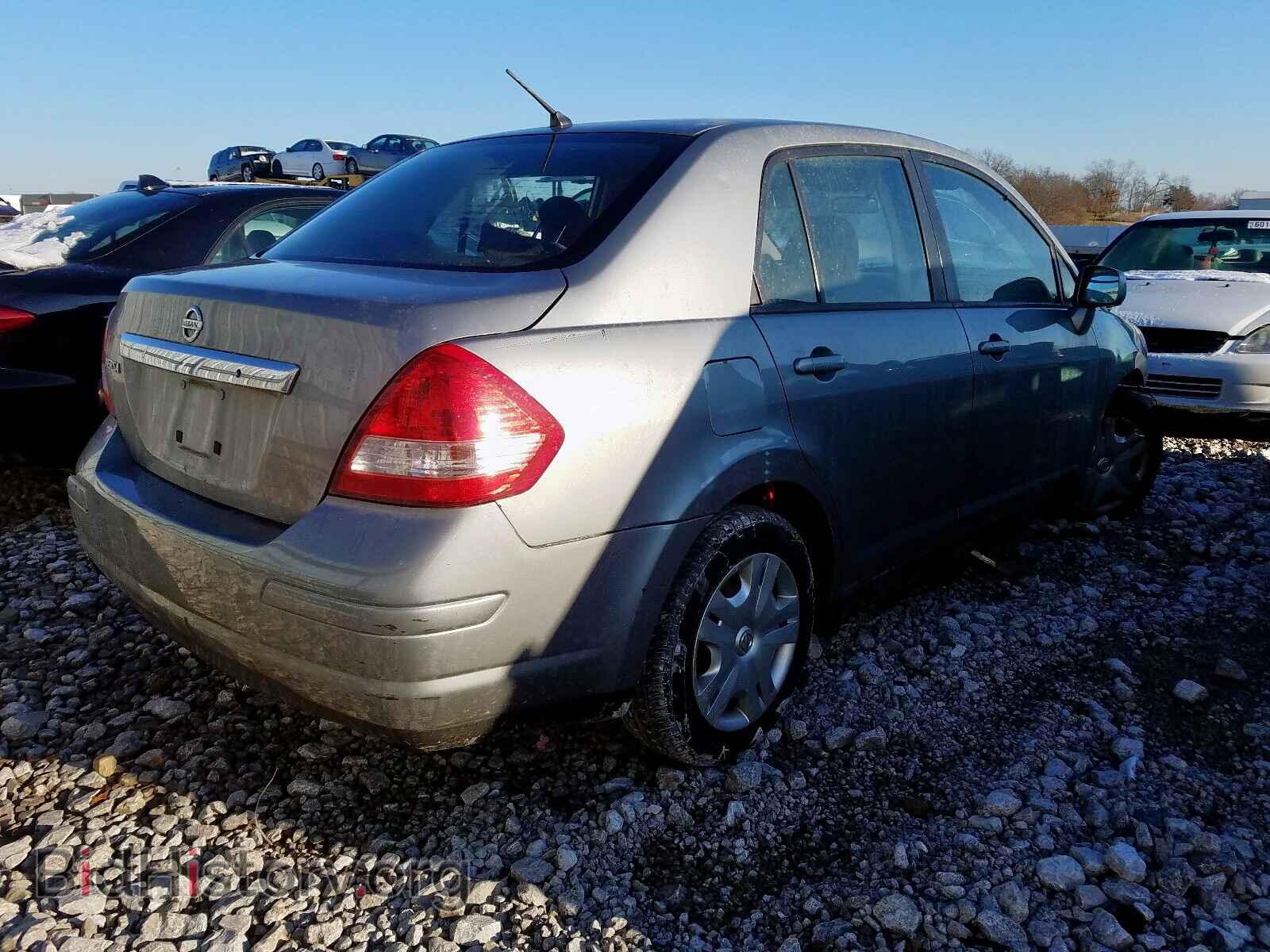 2011 NISSAN VERSA - VIN: 3N1BC1AP8BL459772 - Фото 4