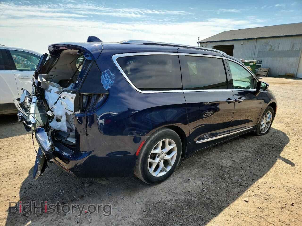 2019 CHRYSLER PACIFICA - VIN: 2C4RC1EG4KR588875 - Photo 3