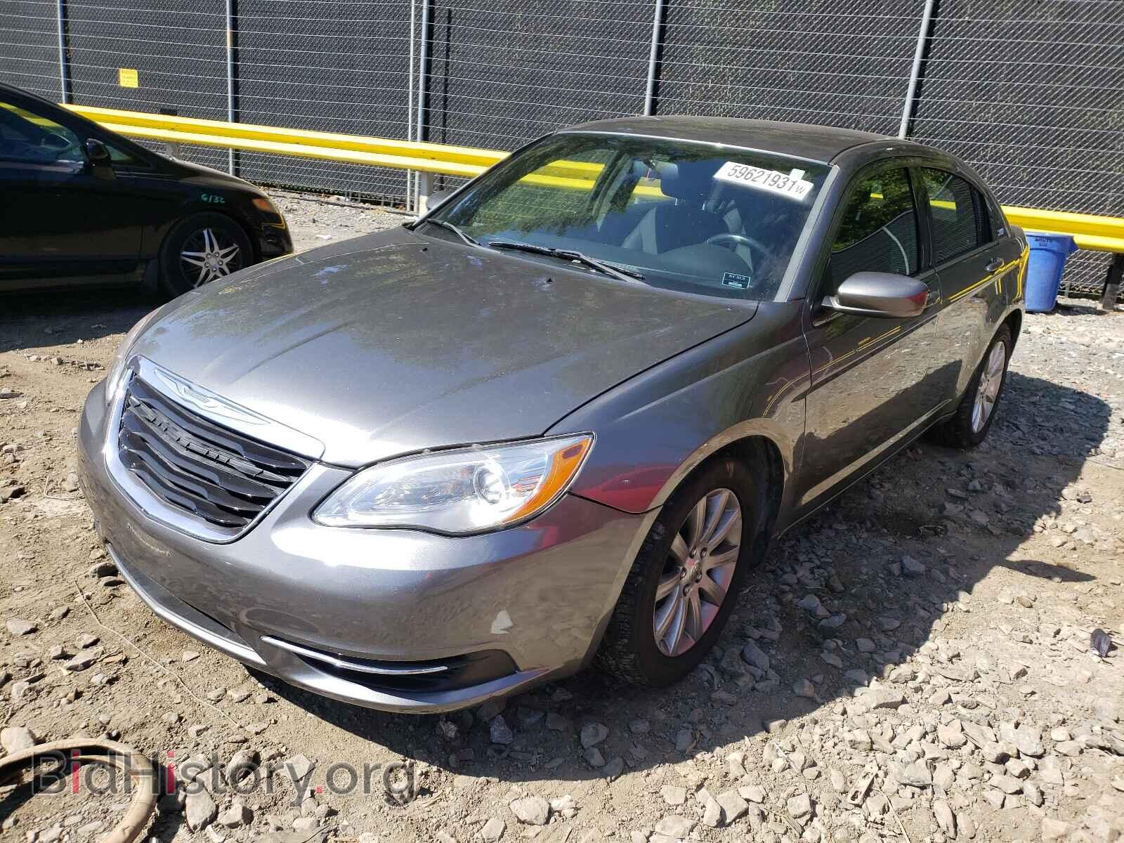 2013 CHRYSLER 200 - VIN: 1C3CCBBG2DN559766 - Фото 2