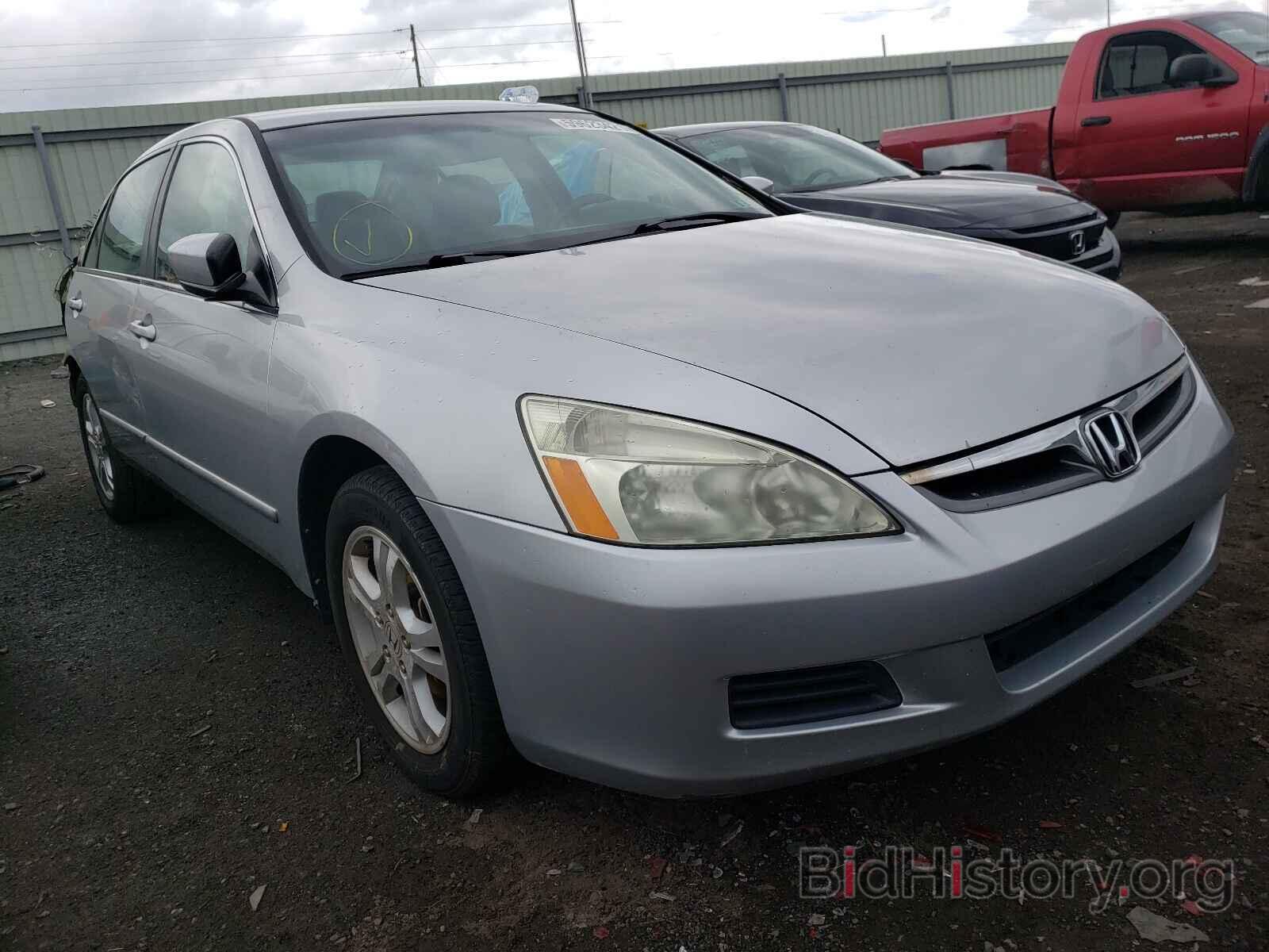 Photo 1HGCM56387A121025 - HONDA ACCORD 2007