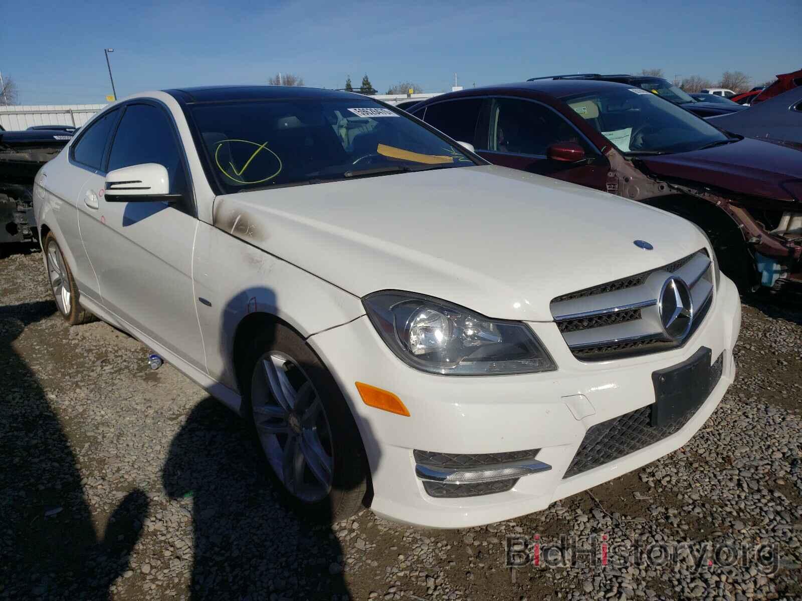 Photo WDDGJ4HB2CF873359 - MERCEDES-BENZ C-CLASS 2012