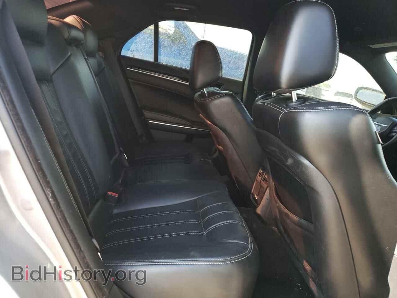 2017 CHRYSLER 300 - VIN: 2C3CCABG7HH664893 - Фото 10