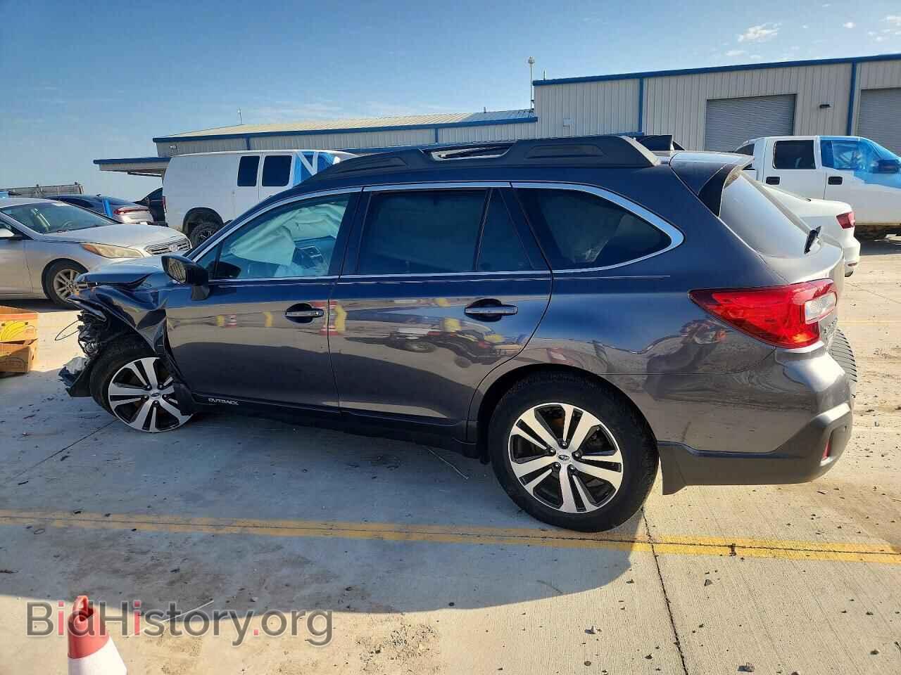 2018 SUBARU OUTBACK - VIN: 4S4BSANC5J3248557 - Фото 2