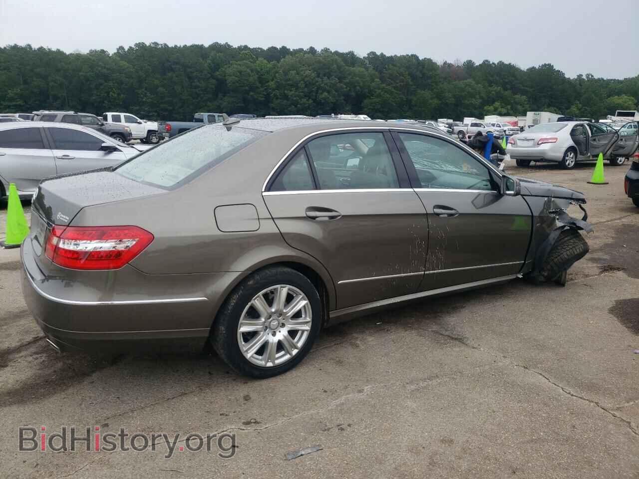 2012 MERCEDES-BENZ E-CLASS - VIN: WDDHF5KB8CA590109 - Фото 3