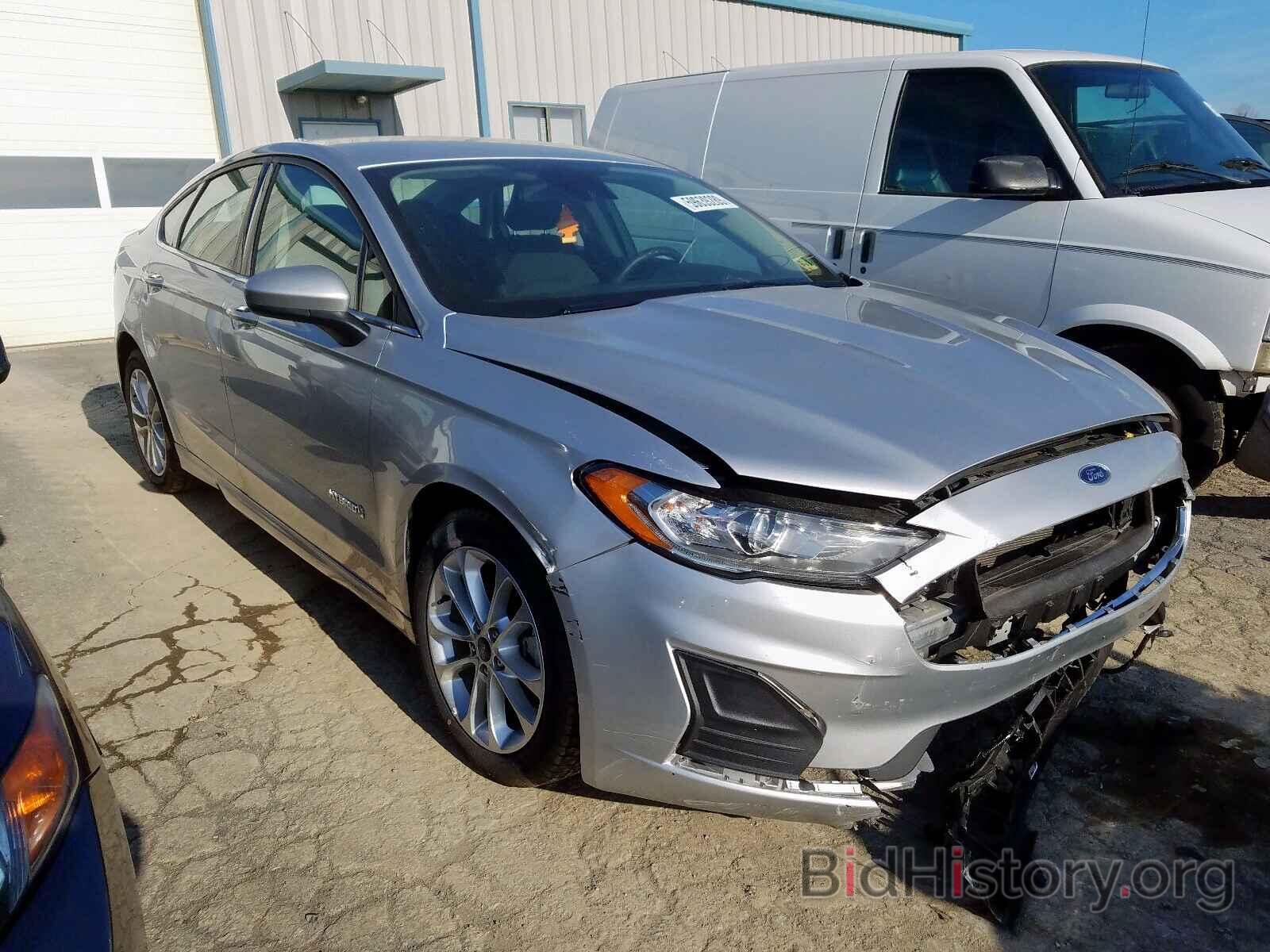 Photo 3FA6P0LUXKR119798 - FORD FUSION SE 2019