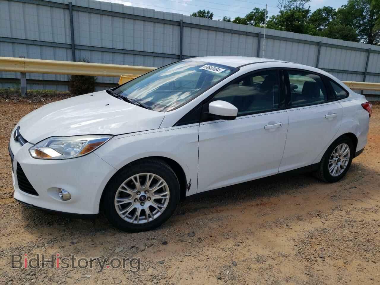 Photo 1FAHP3F29CL405677 - FORD FOCUS 2012