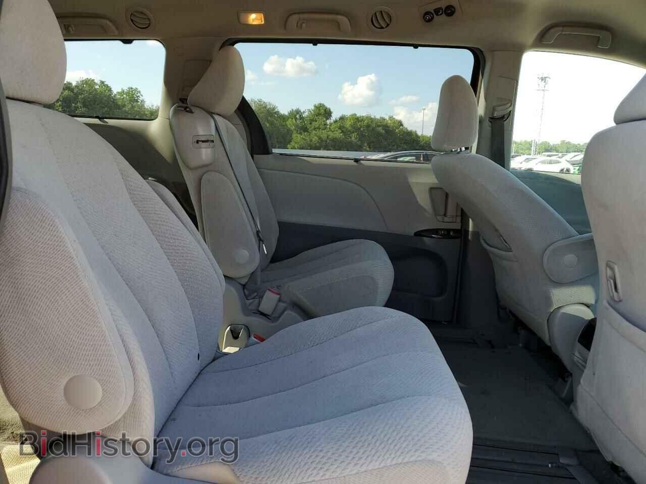 2012 TOYOTA All Models - VIN: 5TDKK3DC2CS247661 - Фото 11