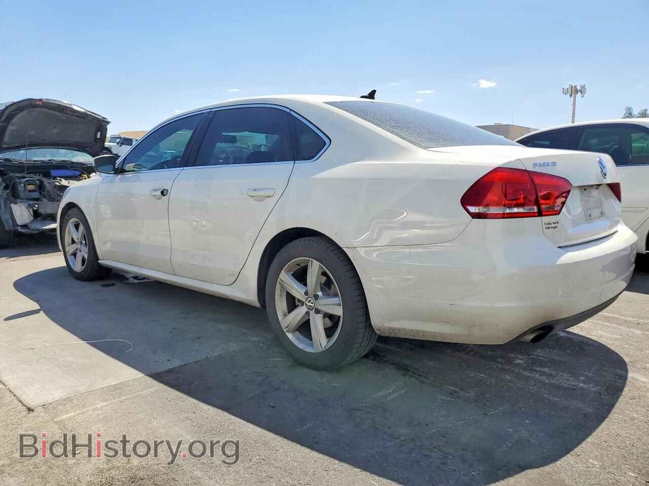 2015 VOLKSWAGEN PASSAT - VIN: 1VWAT7A33FC085630 - Фото 2