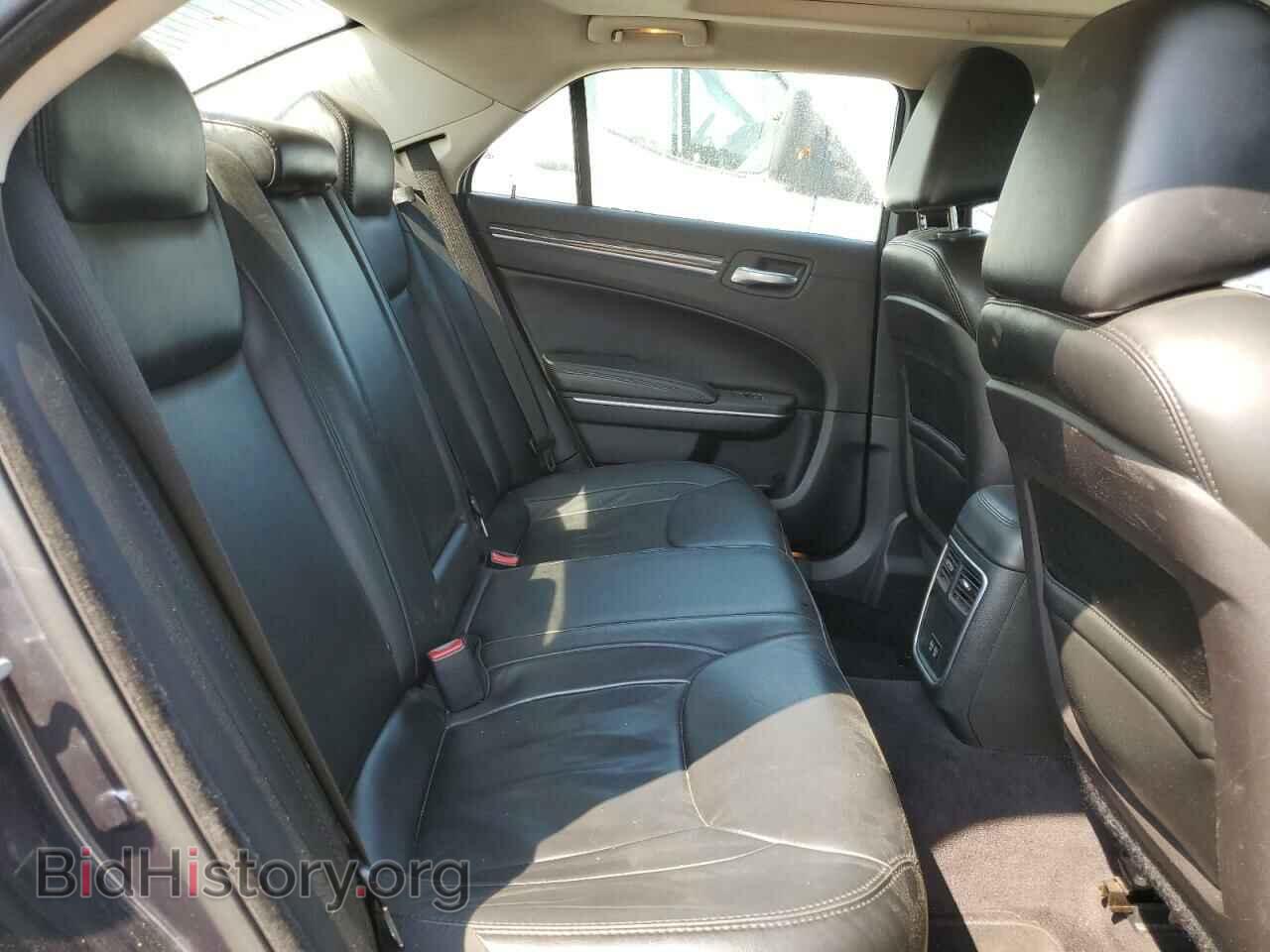 2016 CHRYSLER 300 - VIN: 2C3CCARGXGH270065 - Фото 10