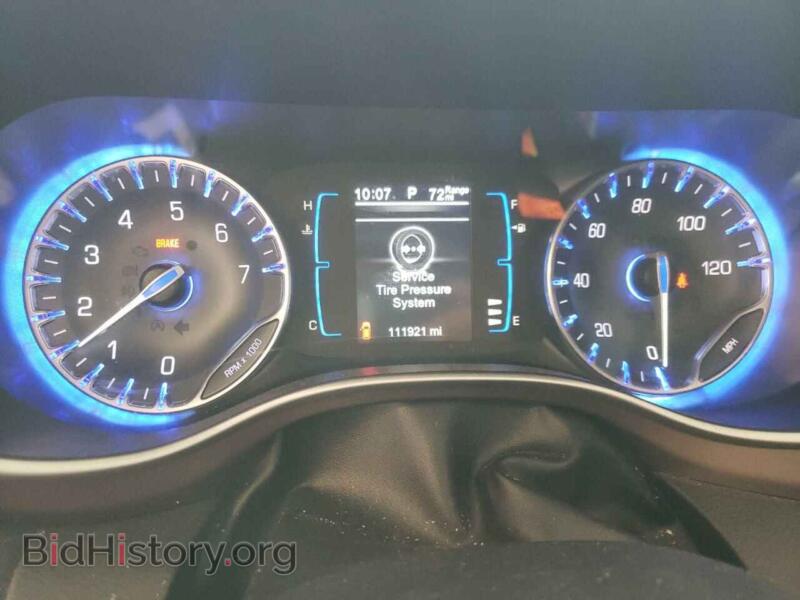 2017 Chrysler PACIFICA (VIN 2C4RC1BG4HR636226) — фото 9 из 13