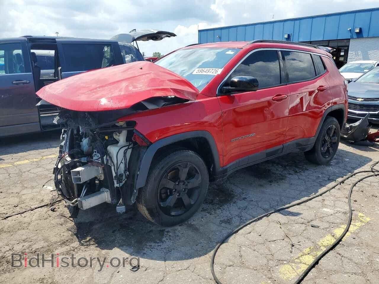 Photo 3C4NJDBB9JT254657 - JEEP COMPASS 2018
