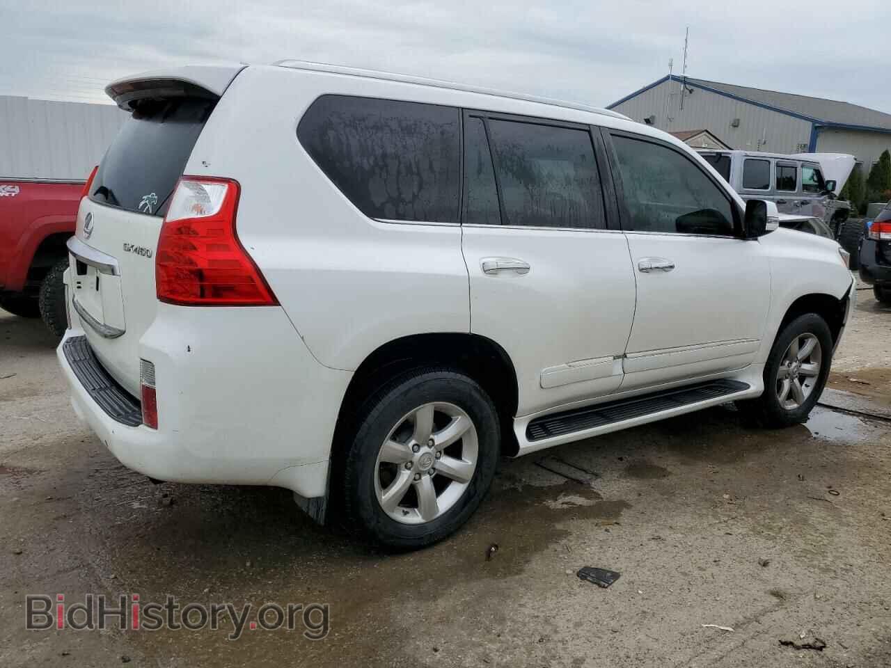 2012 LEXUS GX - VIN: JTJBM7FX5C5042811 - Photo 3