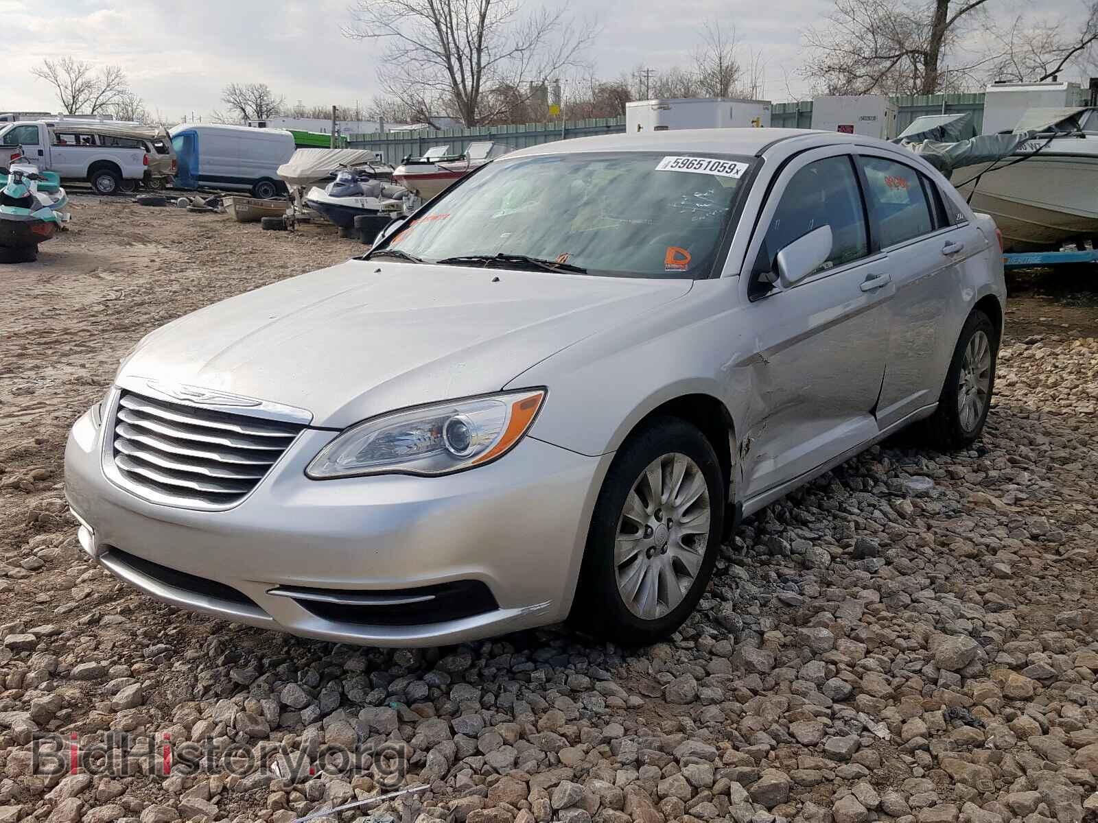 2012 CHRYSLER 200 - VIN: 1C3CCBAB2CN169139 - Фото 2