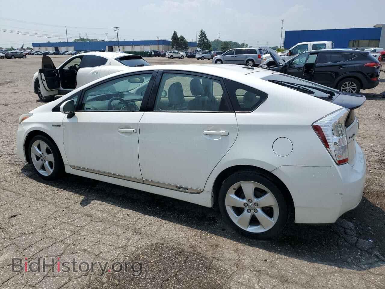 2011 TOYOTA PRIUS - VIN: JTDKN3DU8B0278818 - Фото 2