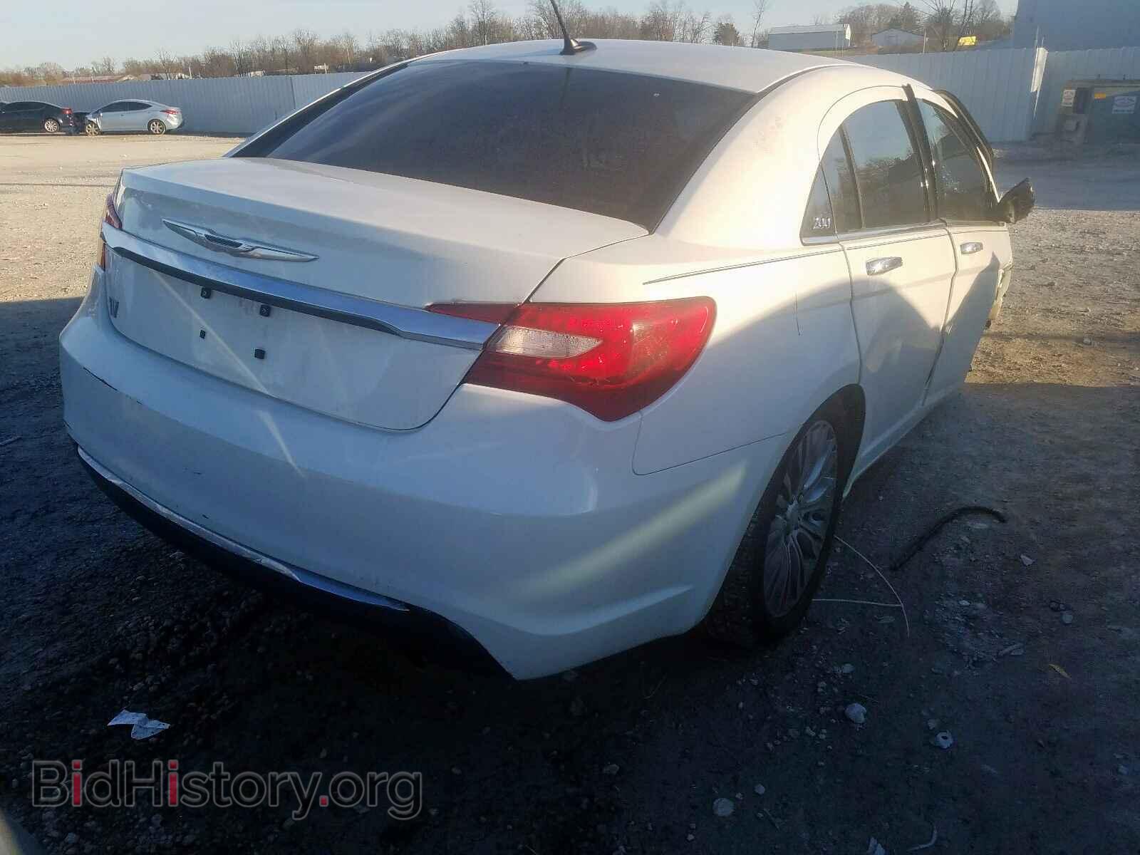 2012 CHRYSLER 200 - VIN: 1C3CCBCG0CN327048 - Фото 4